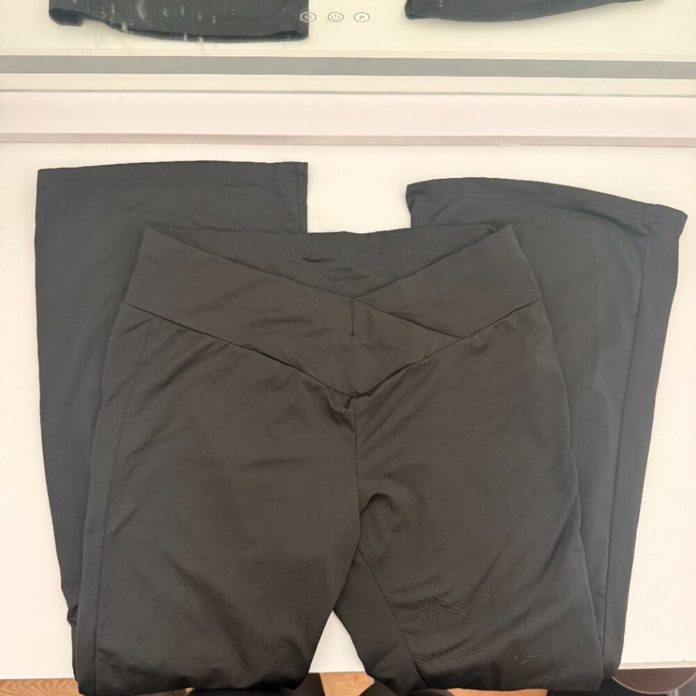 Activewear Workout Pants Lot of 4 | Size Large | New Year Fitness Refresh - Picture 7 of 8